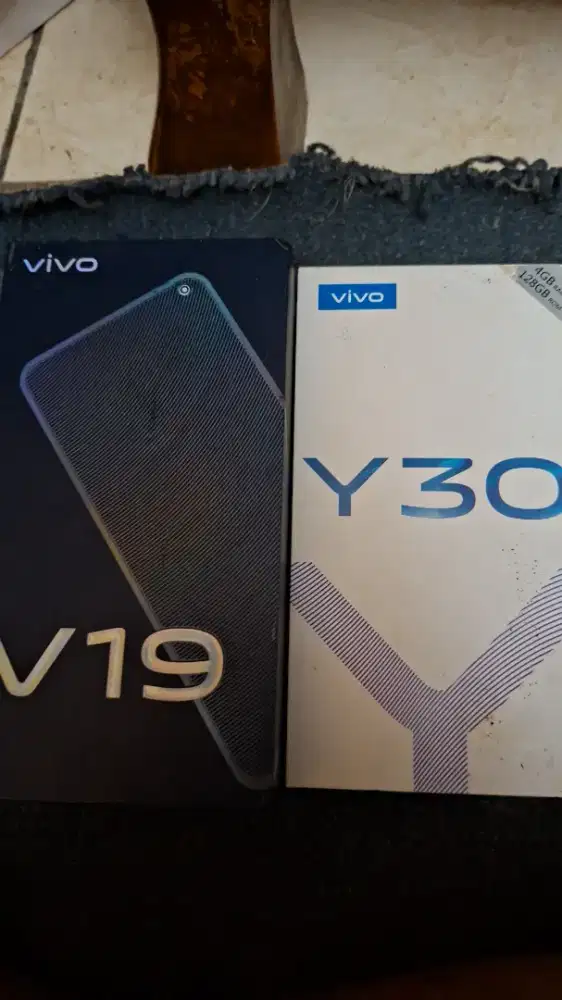 Vivo v19 dan vivo y30