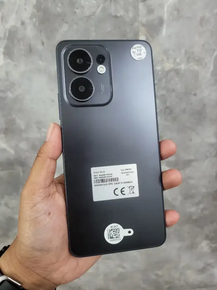 Oppo Reno13 F 8/256gb Fullset Mulus