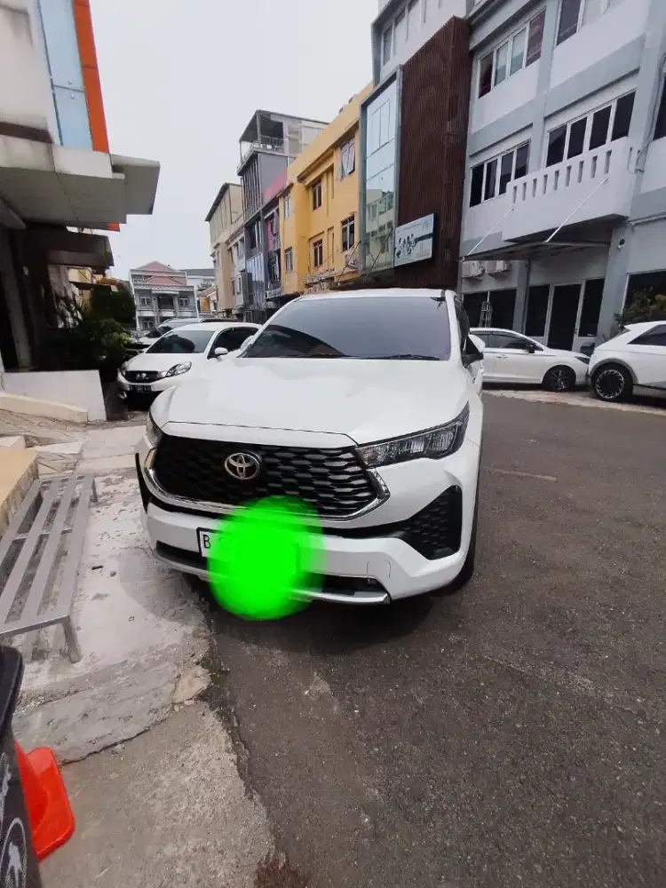 Toyota Innova ZENIX G Hybrid