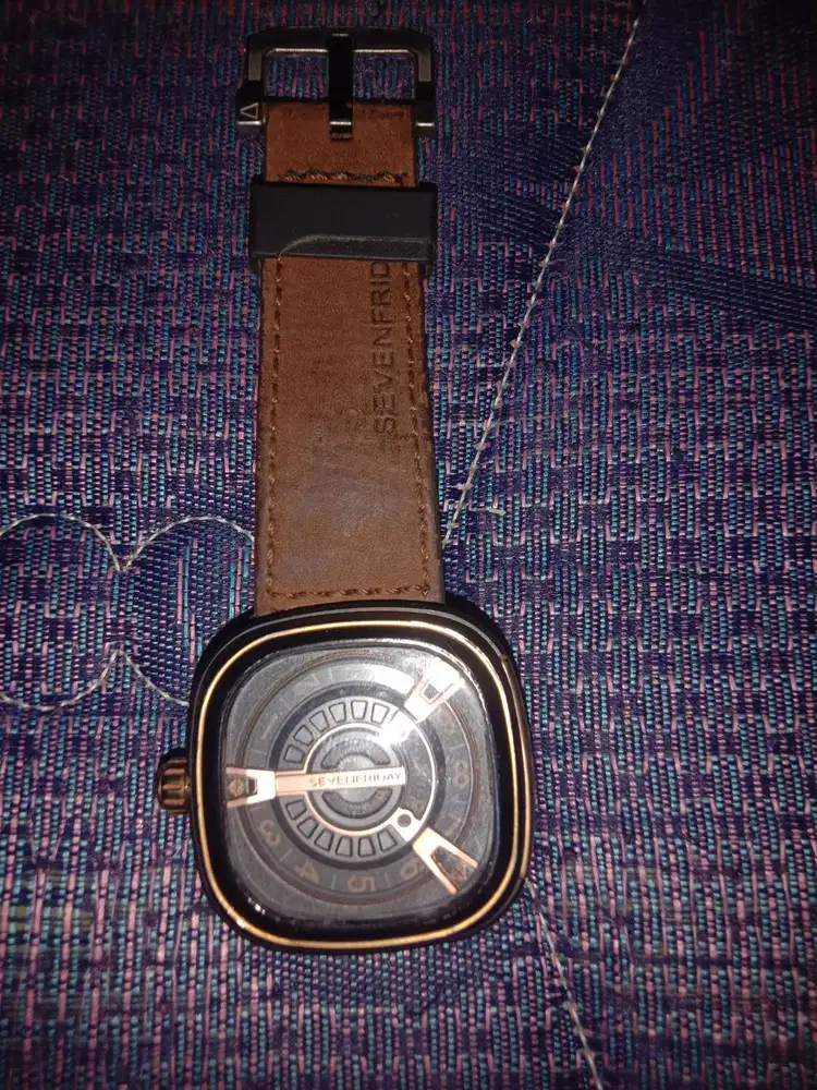 Sevenfriday m2 02 A1518