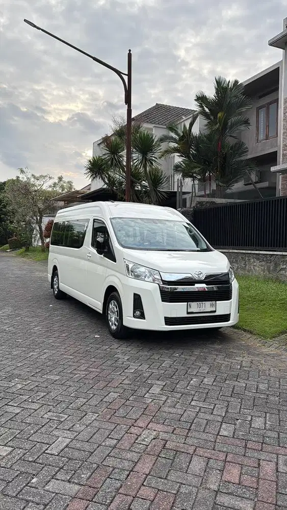 DIJUAL CEPAT HIACE PREMIO BRAND NEW