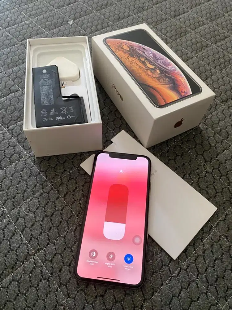 iPhone XS 64gb Gold Rilis 2018 Sinyal Aman