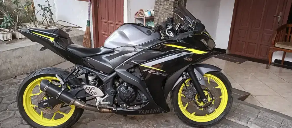 Jual cepat motor Yamaha R25
