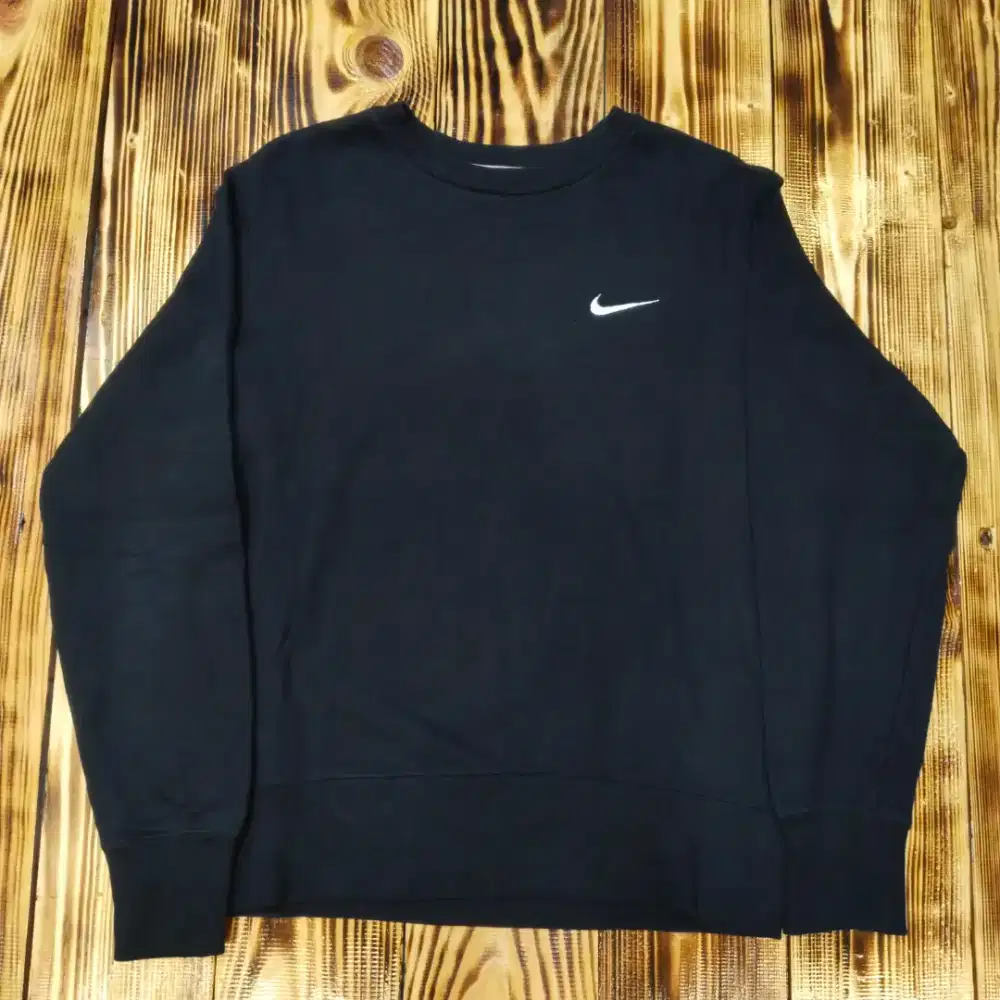 Cn Nike warna hitam
