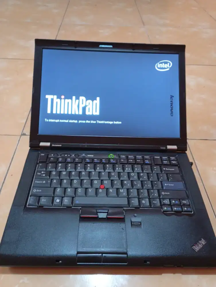 LENOVO T410i Intel I5 RAM 4GB + SSD 128GB