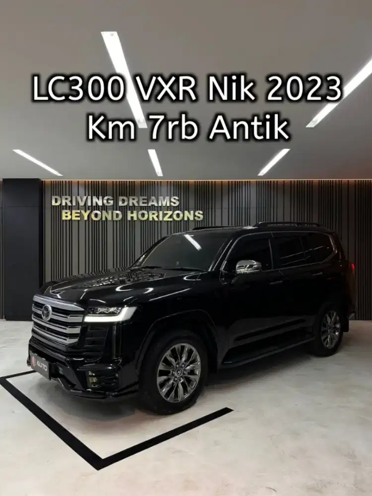 Toyota Land Cruiser LC300 VXR 2024 LC 300 Hitam Km7rb B605MKA Nik 2023