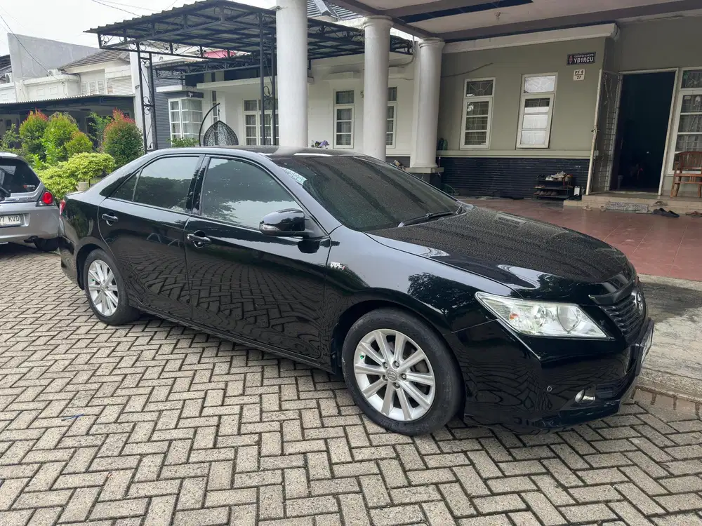 Toyota Camry 2013 Bensin