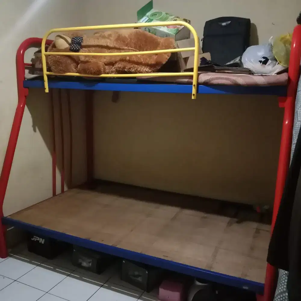 Risbang besi tanpa kasur