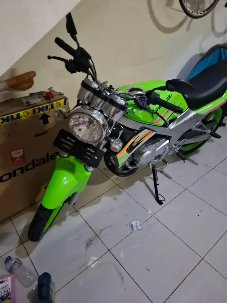 Ninja j kis 2004