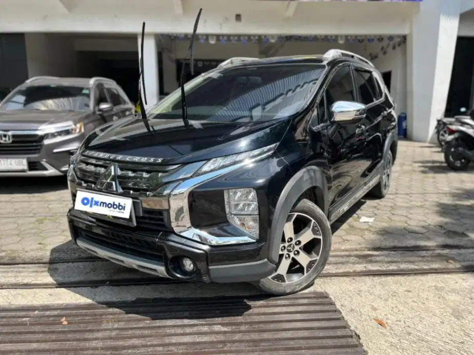 Like New - Mitsubishi Xpander 1.5 Cross Premium Package Bensin-AT 2021