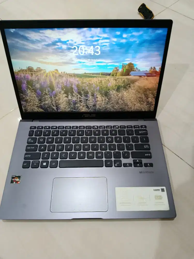 Laptop second ASUS Vivobook X409DA
