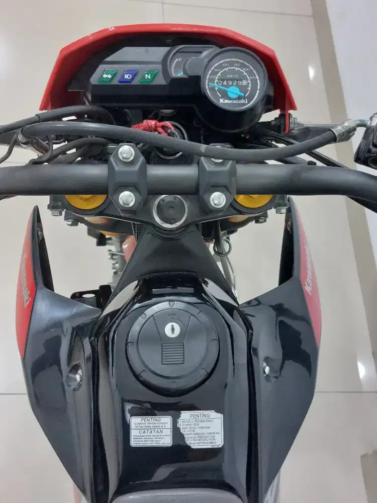 GRESS Kawasaki D-tracker 150 SE tahun 2022