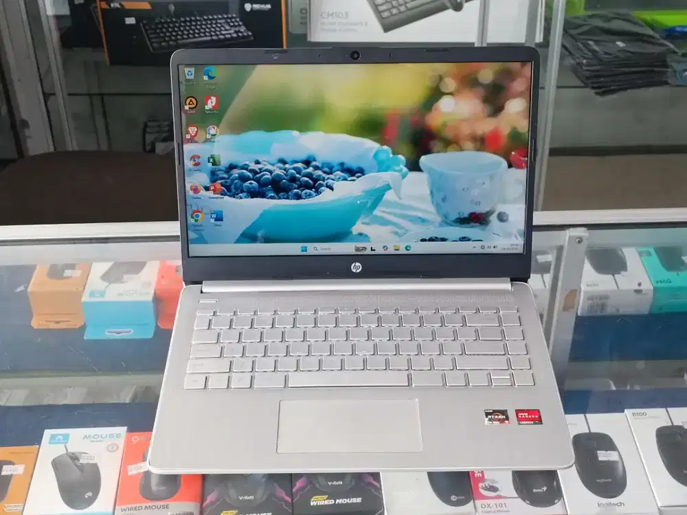 HP 14s-FQ Amd Ryzen 5 4500 Ram 8gb Nvme 512gb