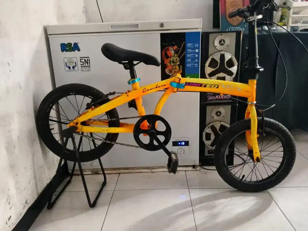 Sepeda lipat uk16