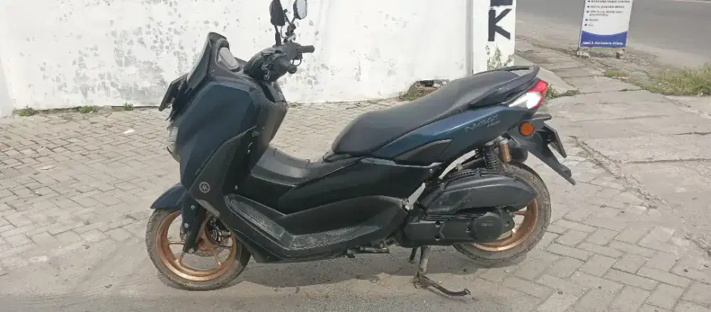 Nmax connected 2022
