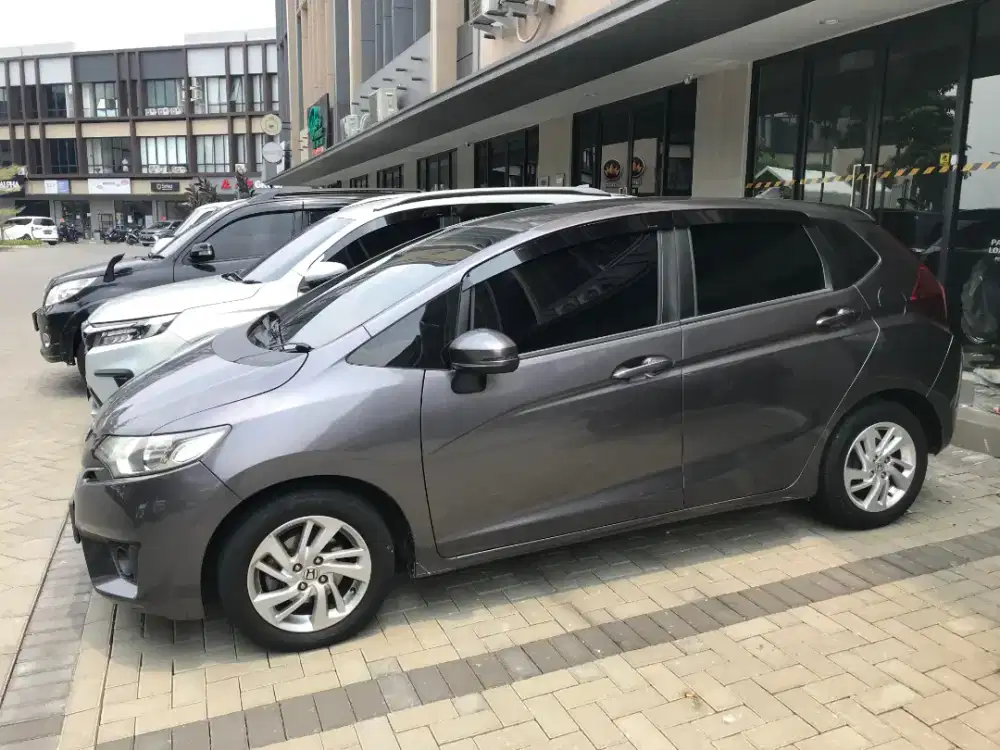 Honda jazz S I-VTEC transmisi matic 1500 cc tahun 2017