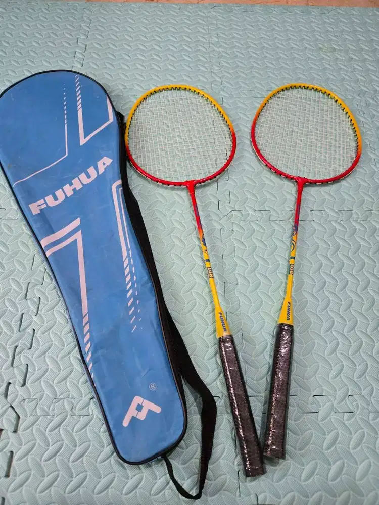 Raket Badminton Fuhua Set (2 Raket + Tas)