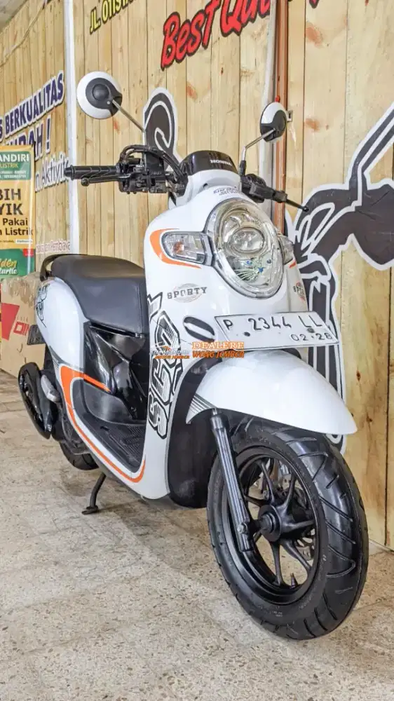 HONDA SCOOPY SPORTY