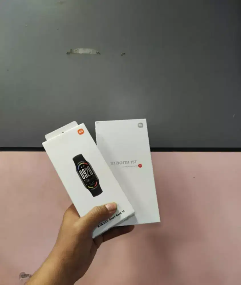 Xiaomi 15T 12/512gb New
Include smart band 10
