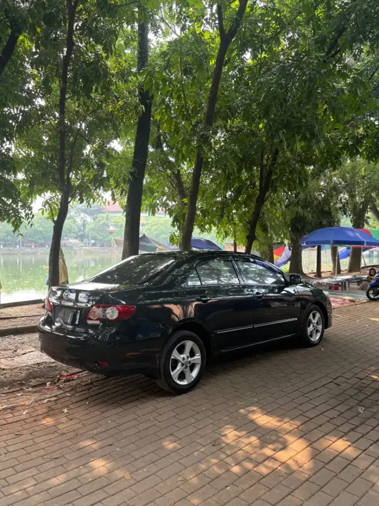 Jual murah BU Toyota Altis 2011 V 2.0 kondisi bagus