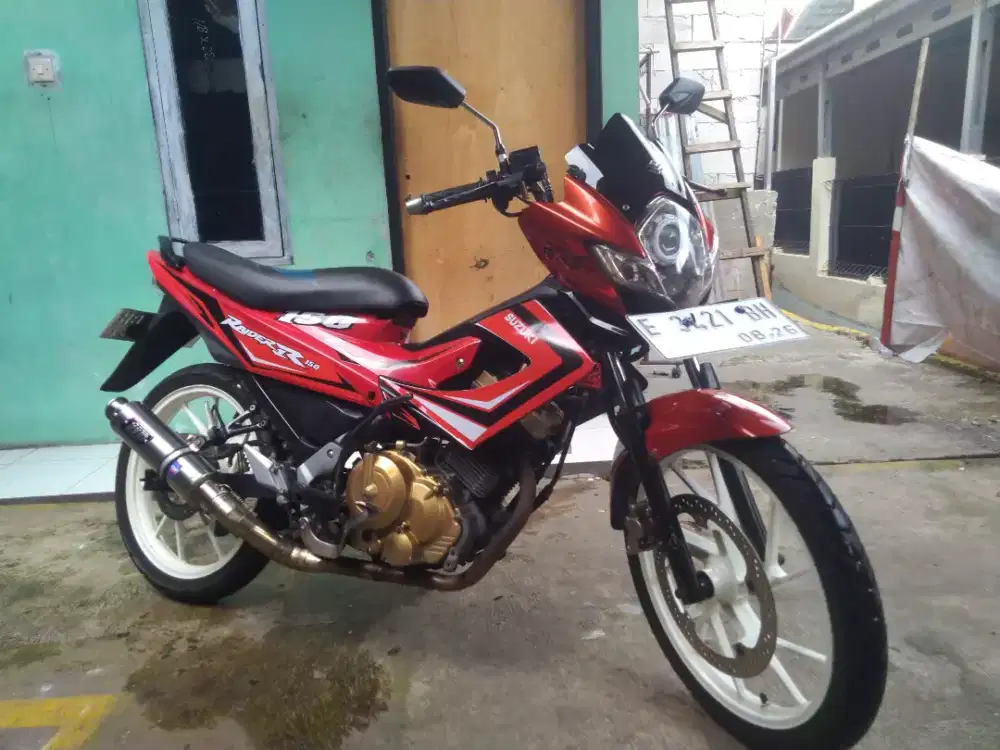 Satria Fu 150cc merah 2011