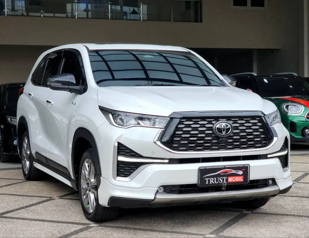 TOYOTA INNOVA ZENIX HYBRID Q MODELLISTA TSS PK 2023 PUTIH