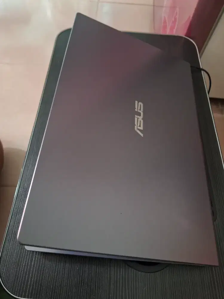 Bismillah dijual laptop asus vivobook slim a4 ram 8gb ssd 256gb nvme