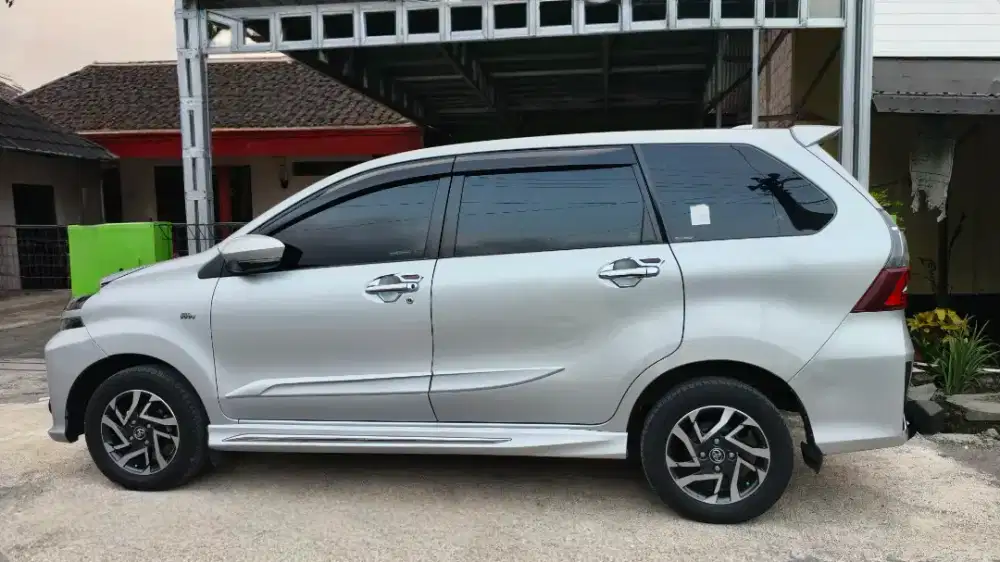 Avanza Veloz 1.5 AT