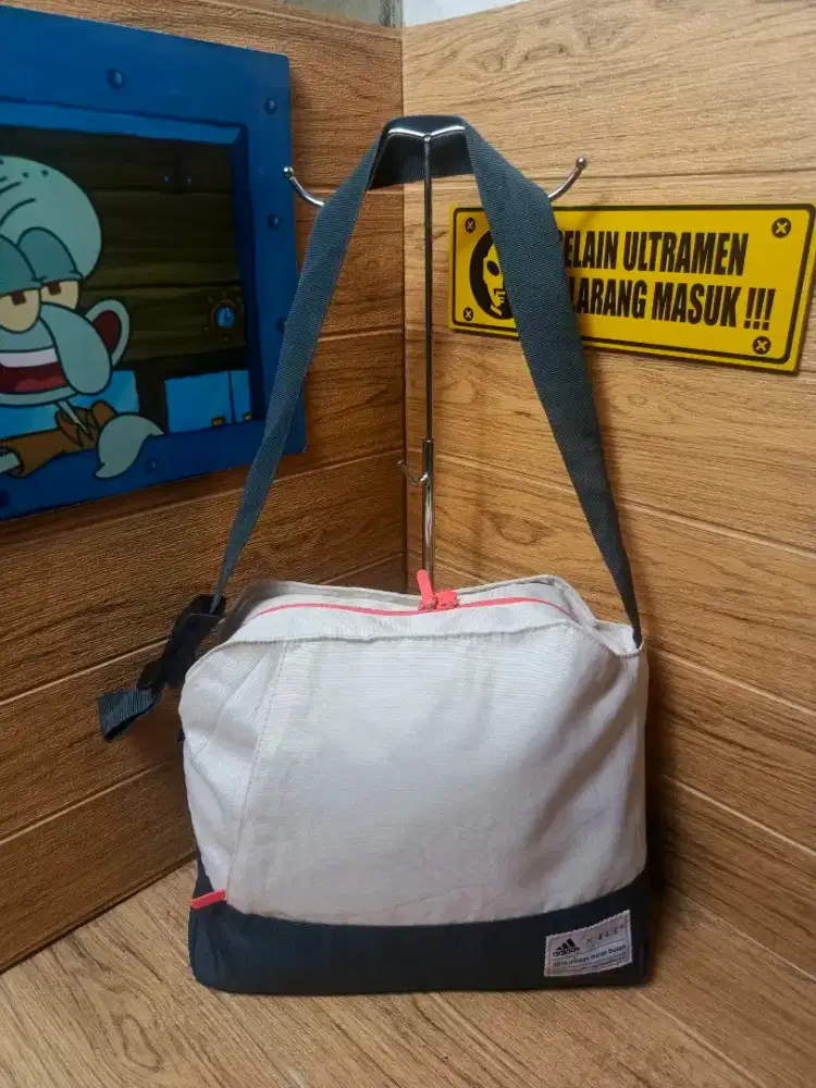 Tas slempang Adidas second original