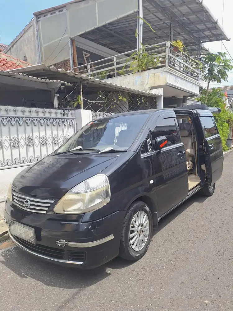 Nissan Serena 2009 Bensin