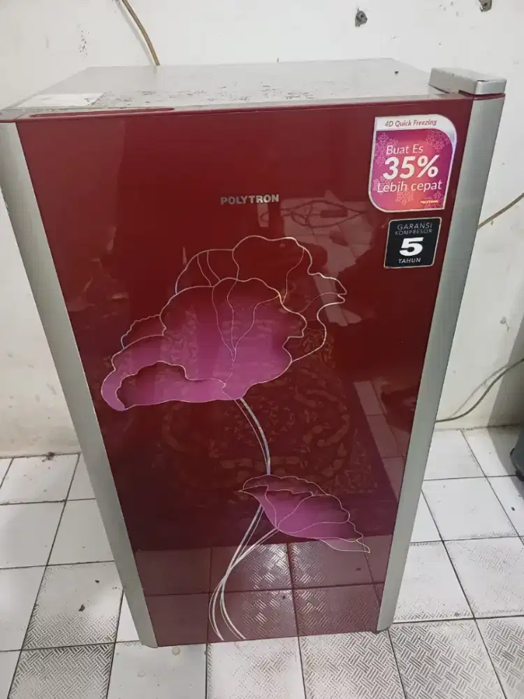 Dijual kulkas 1pintu POLYTRON rak lengkap kondisi normal siap pakai