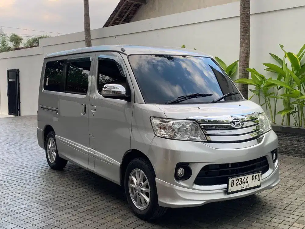 Daihatsu Luxio X AT 2019