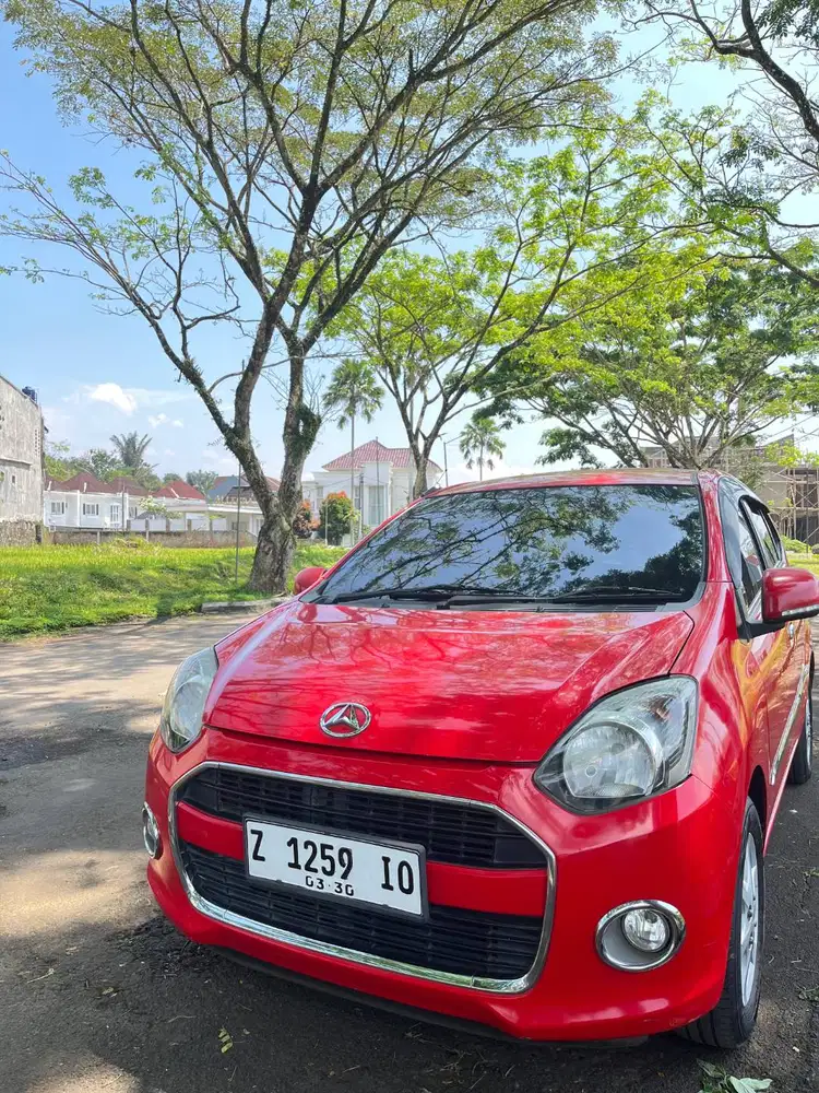 For sale Daihatsu Ayla X tahun 2015.