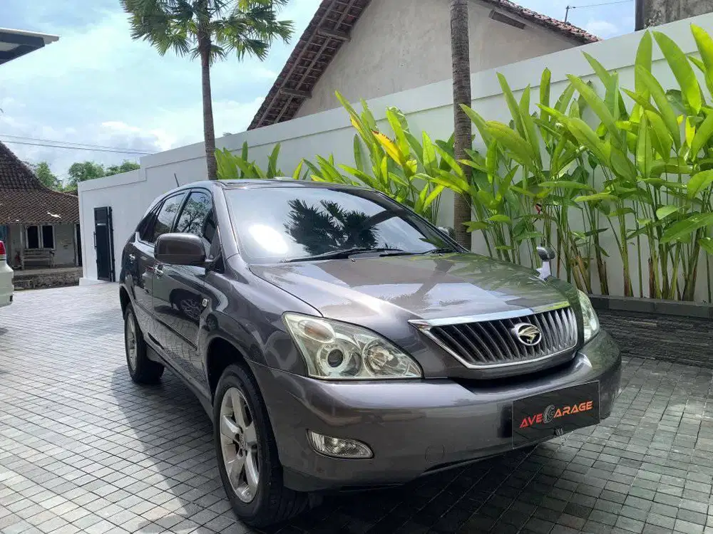 Toyota Harrier 2.4L Prem AT 2010