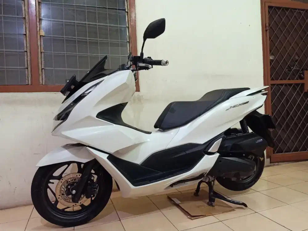 Honda PCX 160 KEYLESS CBS ISS 2024 BL 9 ( ISTIMEWA / GRESS) B DKI