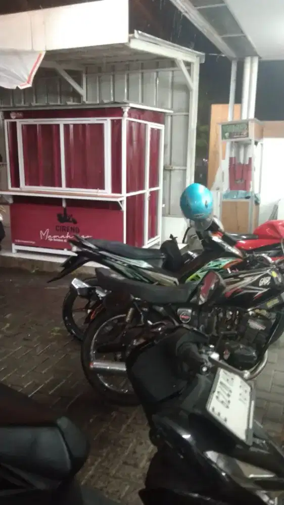 Kontainer Jualan