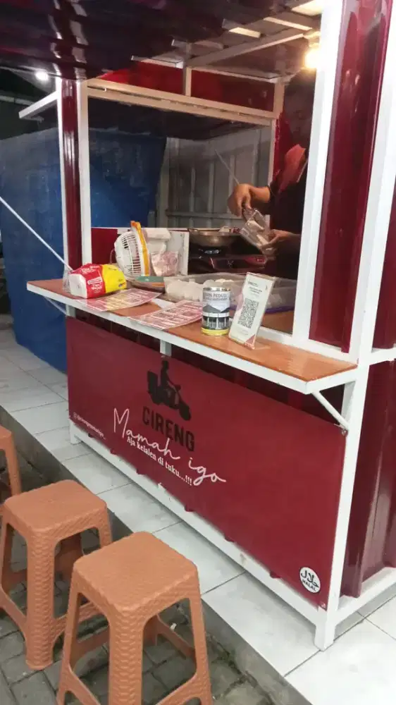 Kontainer Jualan