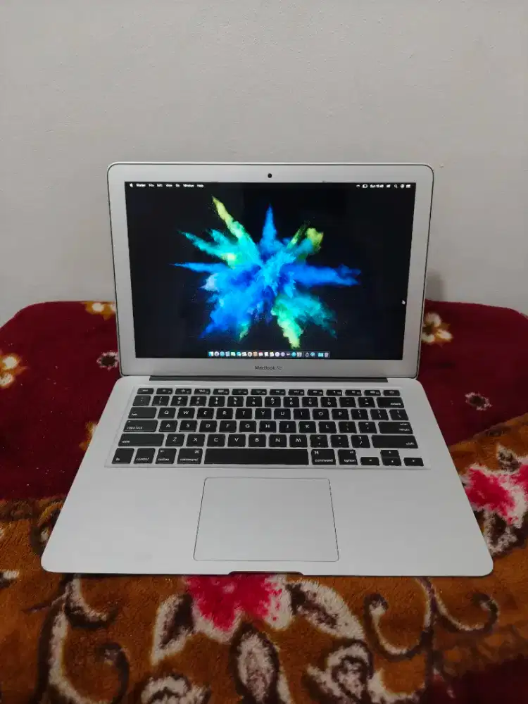 Macbook air 13 inch 2017 i5 8gb 128gb