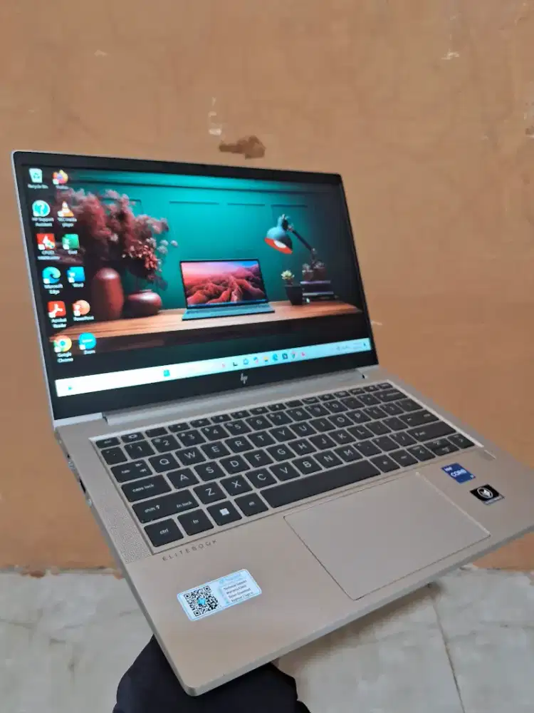 Laptop HP Elitebook 630 G9