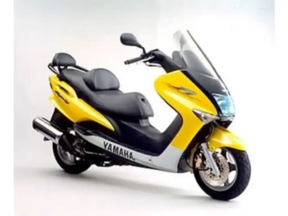 Yamaha Majesty Yellow