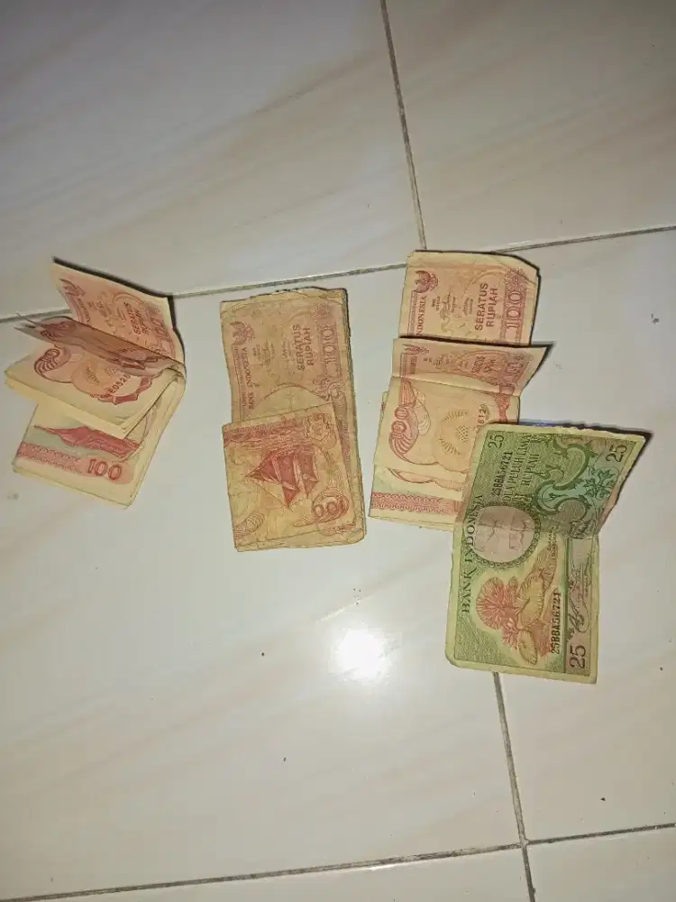 uang kuno tahun 1982
