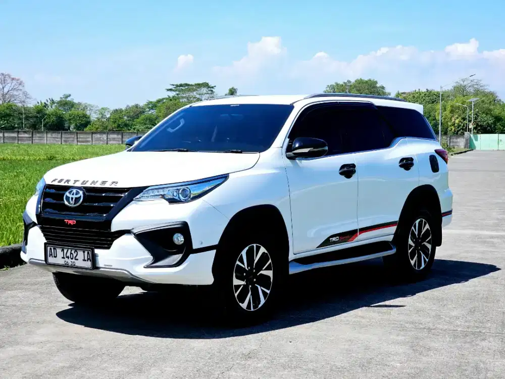 FORTUNER TRD 2018  istimewa