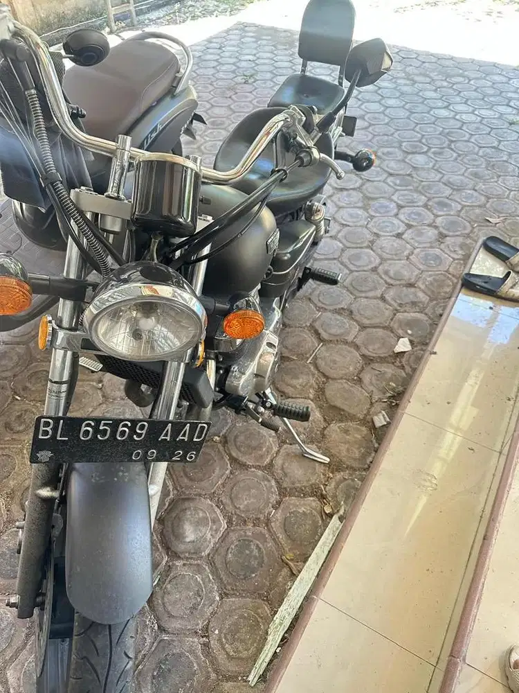 motor beneli PE 250