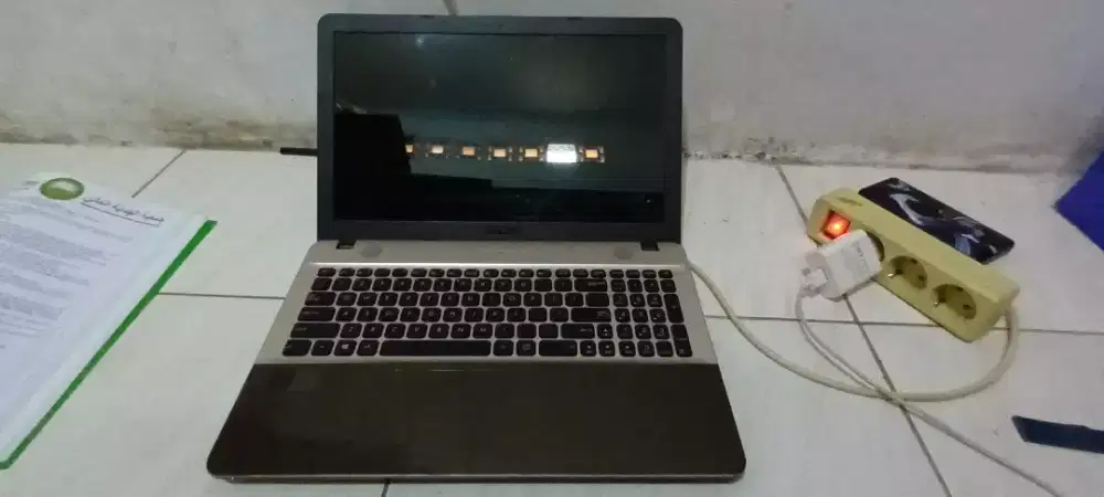 LAPTOP ASUS X541
