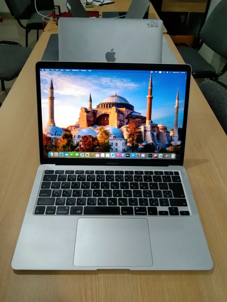 MacBook Air i7 2020 16/2 TB