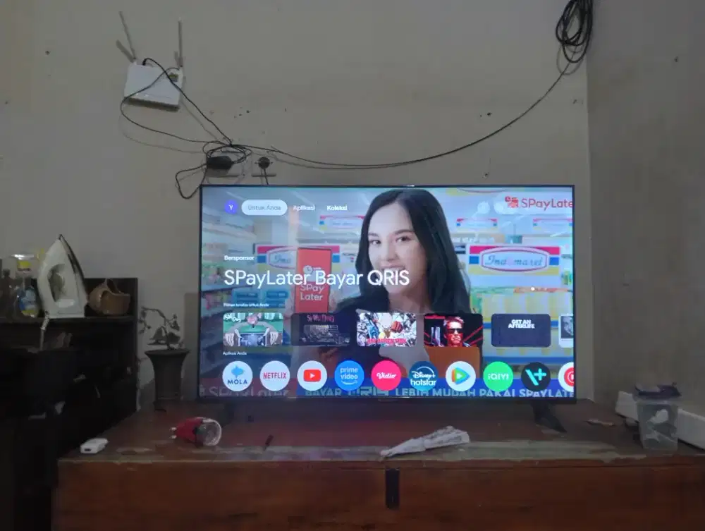 POLYTRON 43 INCH