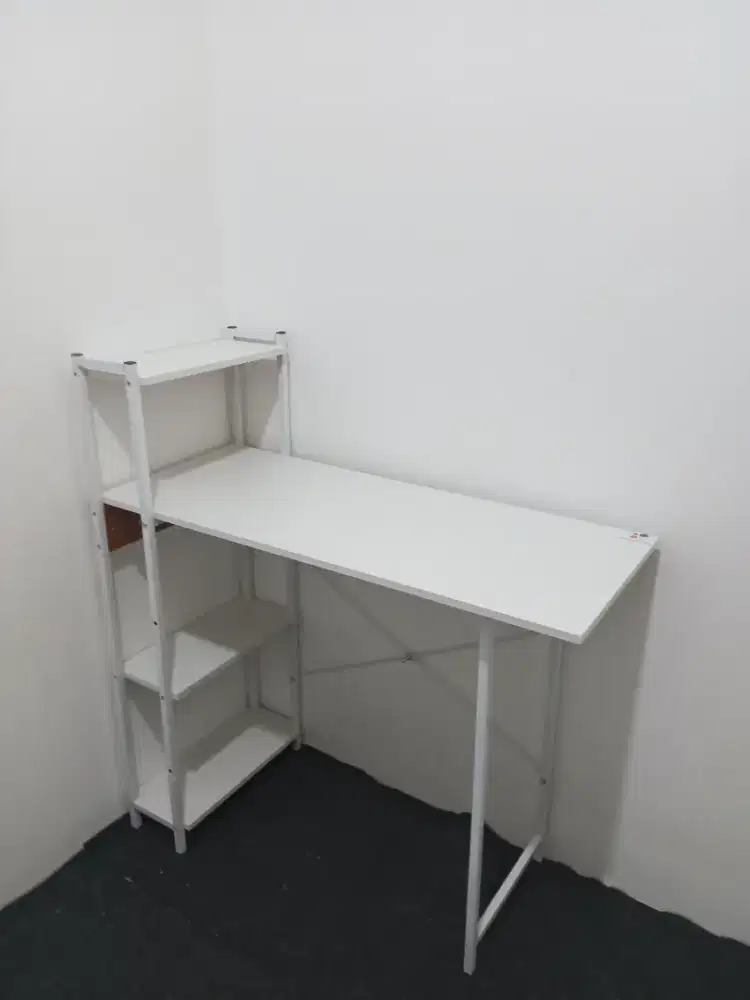 MEJA LAPTOP DENGAN RAK Free ongkir.