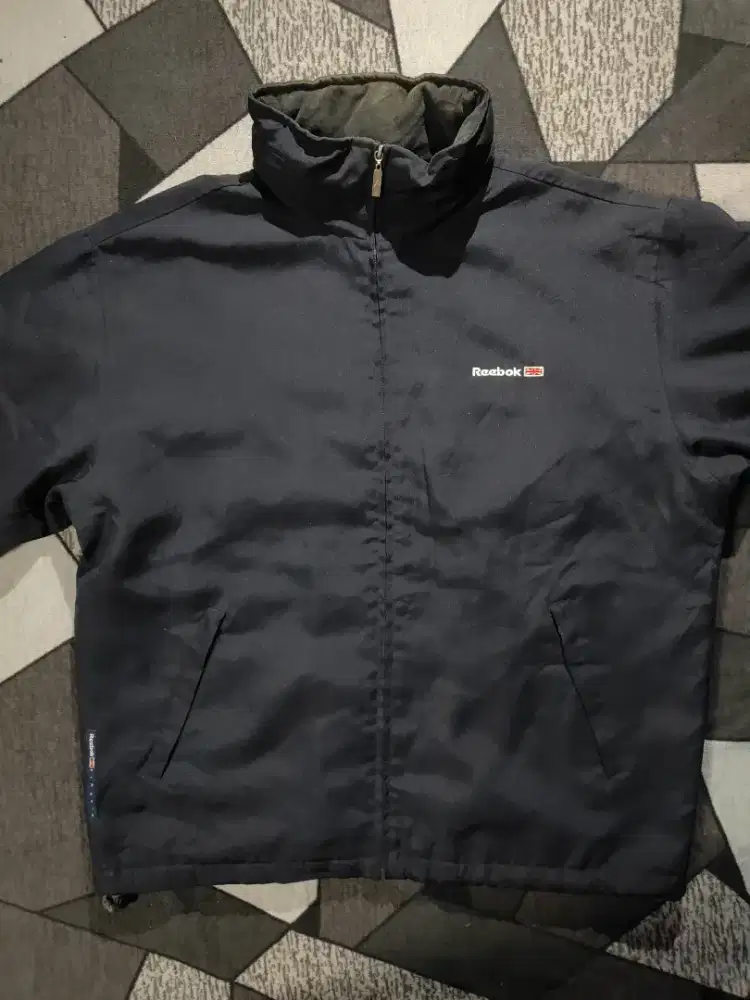 jaket rebook classic tracktop windbreaker