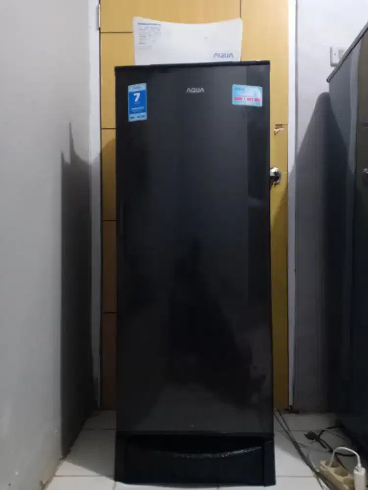 KULKAS AQUA 1 PINTU