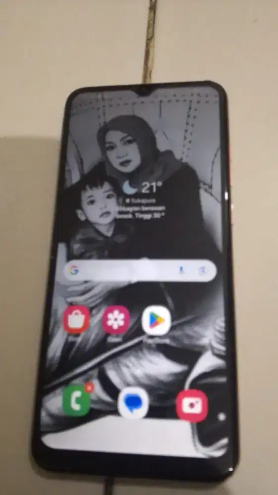 Dijual HP samsung a04e ram 3 warna orange silver masih mulus